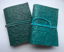 Load image into Gallery viewer, Small leather notebook 10cm