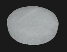 Load image into Gallery viewer, Selenite charging plate 7cm
