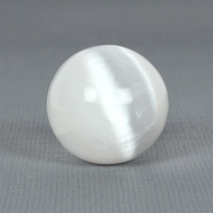 Selenite sphere 5cm