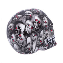 Load image into Gallery viewer, Bloodshot skull 11cm
