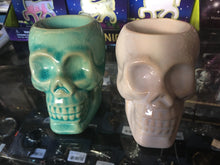 Load image into Gallery viewer, Small skull oil burner
